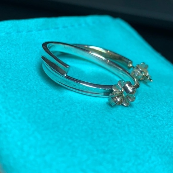 Tiffany & Co. 1837 Hoop Earrings - Picture 3 of 6
